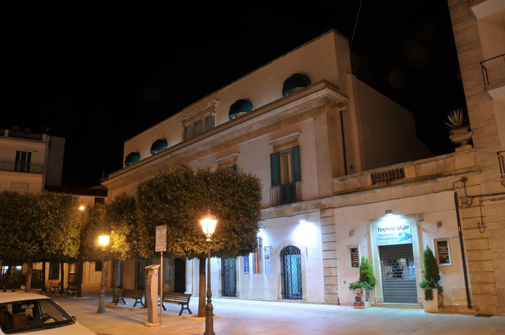 Bed and Breakfast Palazzo Agrusti - Residenza D'Epoca Alberobello Exterior foto